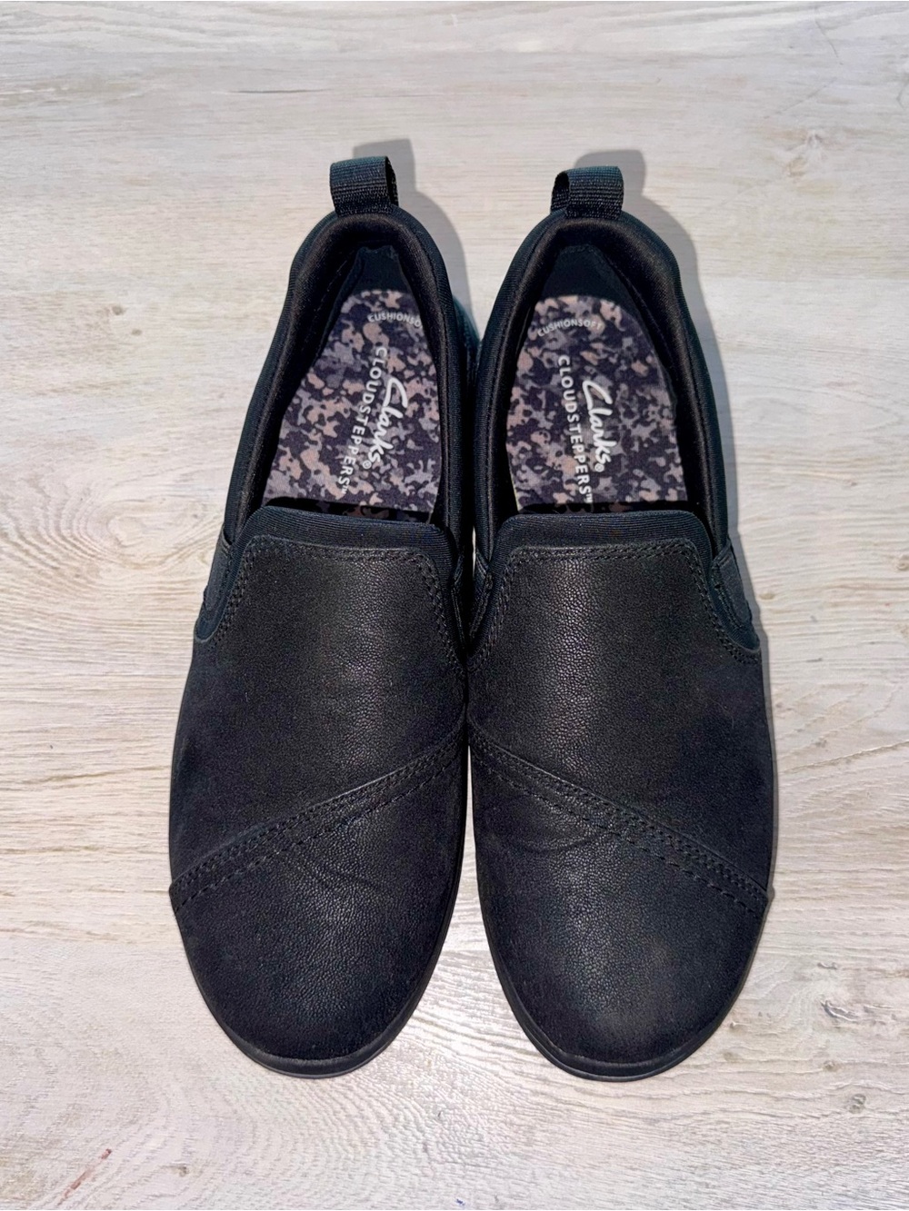 Clarks Cloudsteppers Black Slip-On Style Comfort Shoes Women’s size 6.5